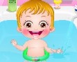 Bebê Hazel tomando seu banho
