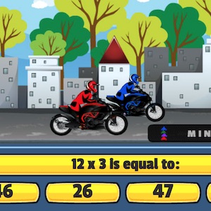 carrera de motos de multiplicaciones