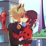 Beso de Ladybug y Catnoir