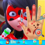 Curar la mano de Ladybug